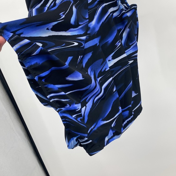 Miraclesuit One Piece Swimsuit Women Size 24W Blue Black Ruched Twist Front Wire - Picture 6 of 10